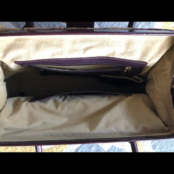 Carpet Bag - Picture 7 of 7